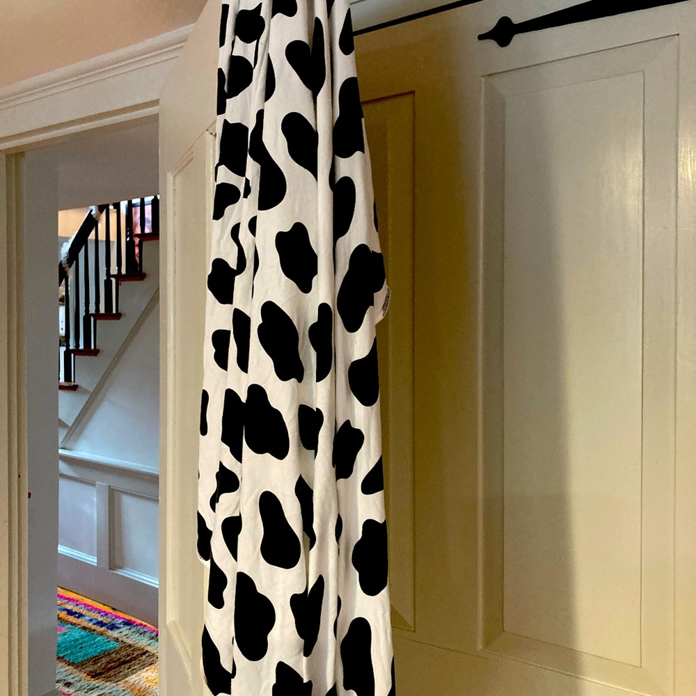 Angel Dear Baby Swaddle Blanket Cow Print with Matching 0-3m hat